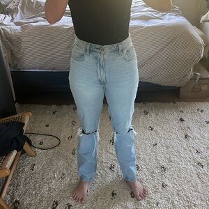 Abercrombie 90s Straight Leg Jean 26